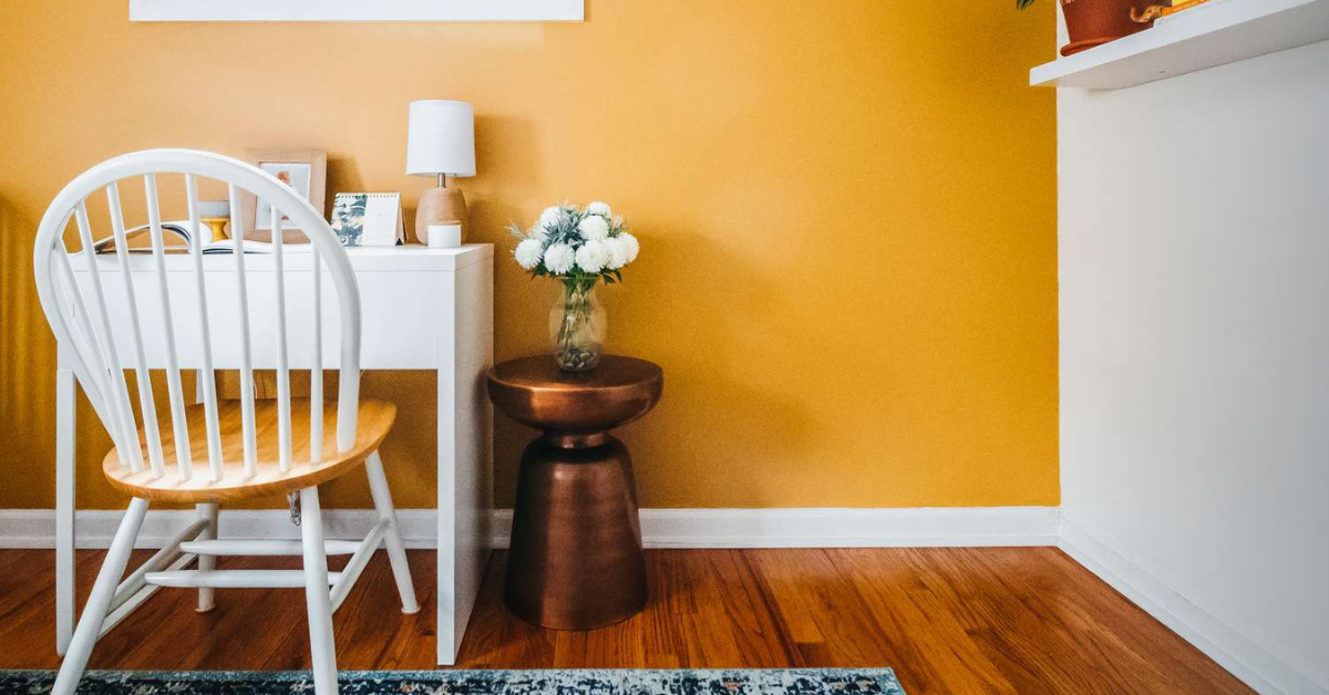 Brush vs Spray: Which Technique is Best for Interior Wall Paint?