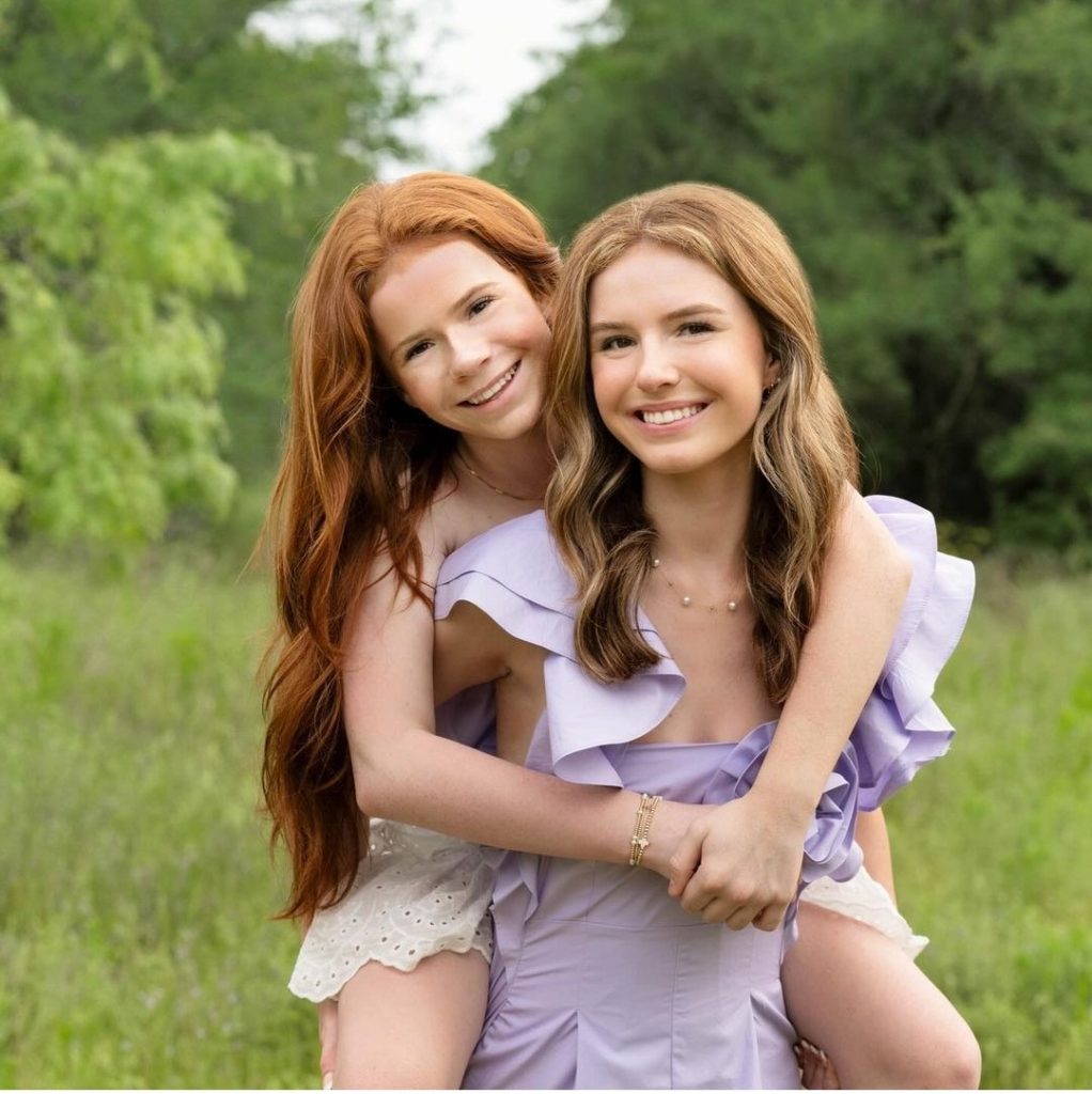 Harper zilmer with their elder sister Reese Zilmer