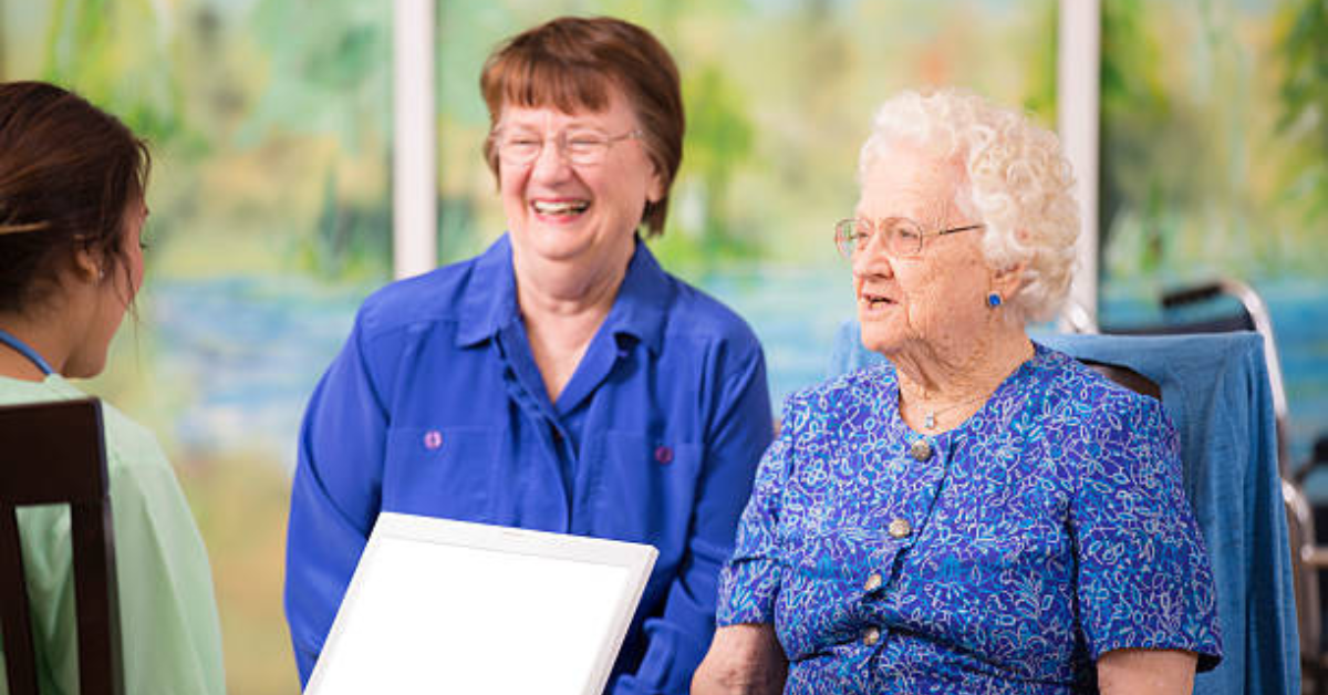 The Benefits of Professional Senior Living Placement for Families