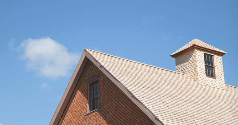 Ultimate Reasons to Choose a Cedar Shingle Roof for Your Home