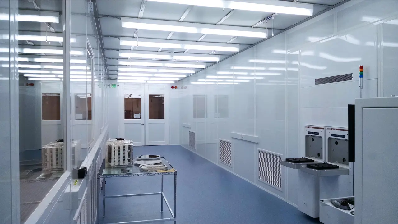 ISO Class 5 Cleanroom